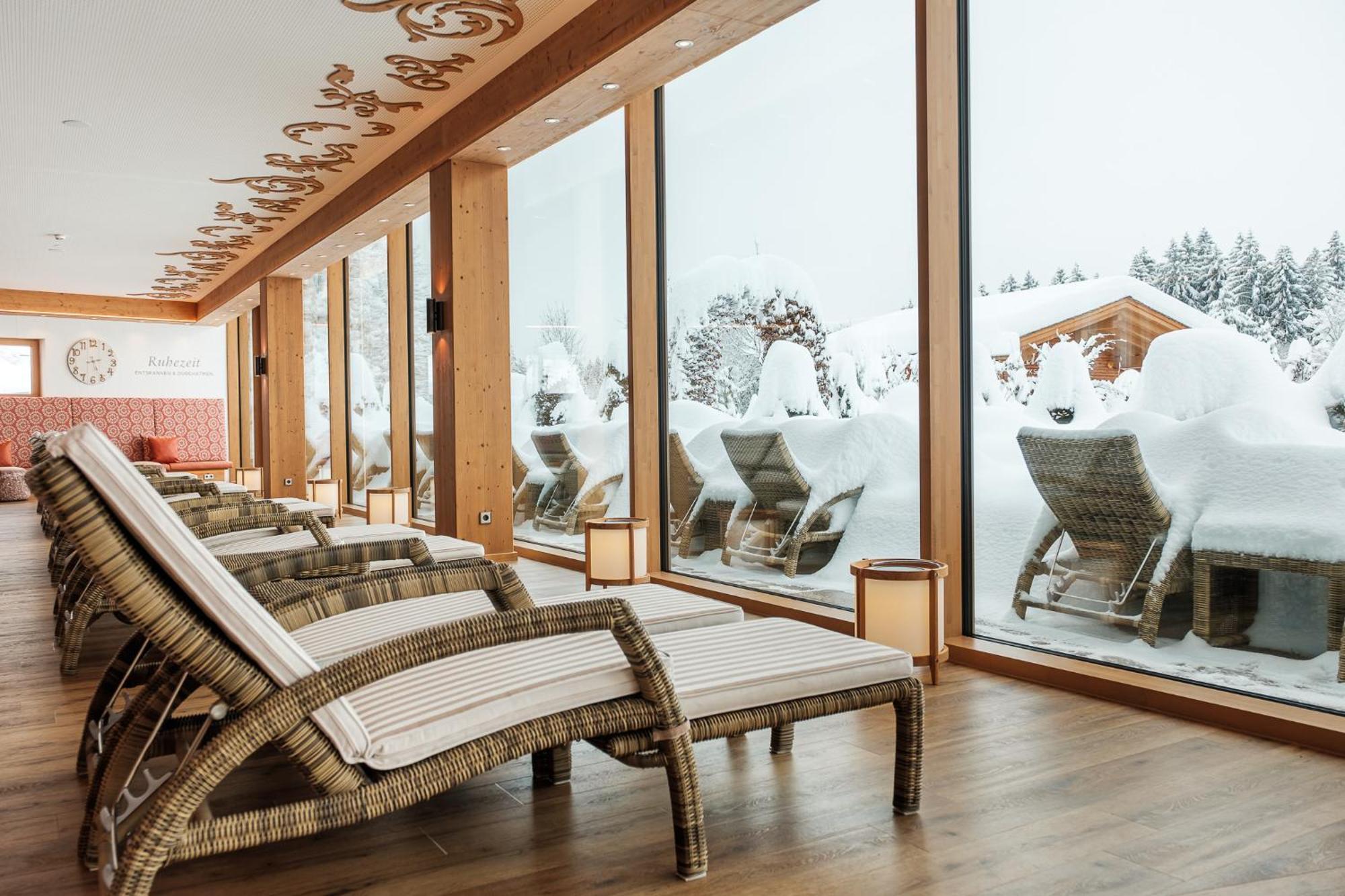 אופטרשוואנג Sonnenalp Resort מראה חיצוני תמונה