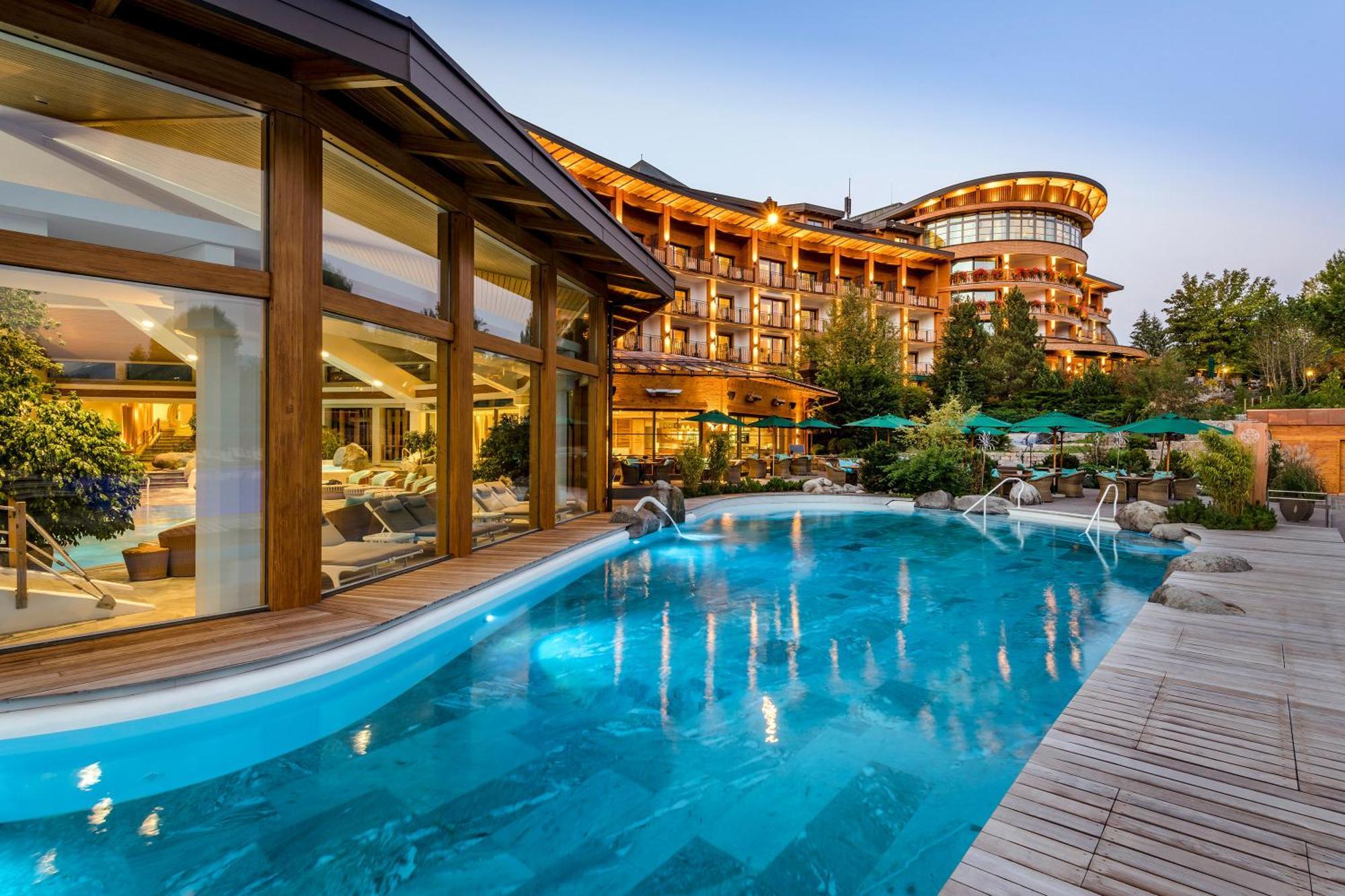 אופטרשוואנג Sonnenalp Resort מראה חיצוני תמונה